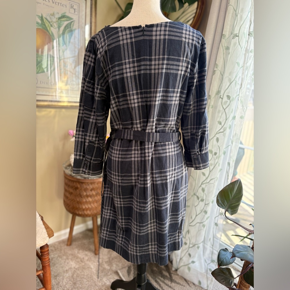 Banana Republic Dark Navy Blue & Gray Plaid Long Sleeve Dress - Picture 5 of 9